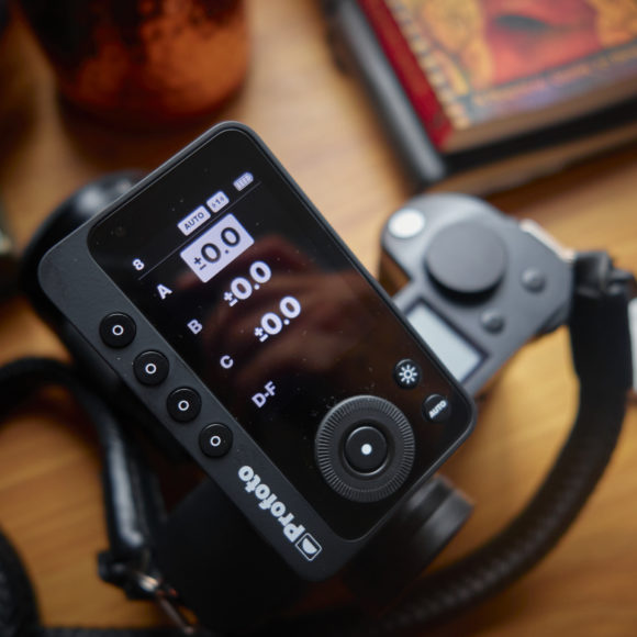 Chris Gampat The Phoblographer Profoto Connect Pro for Leica review product images 2.81-200s400 1